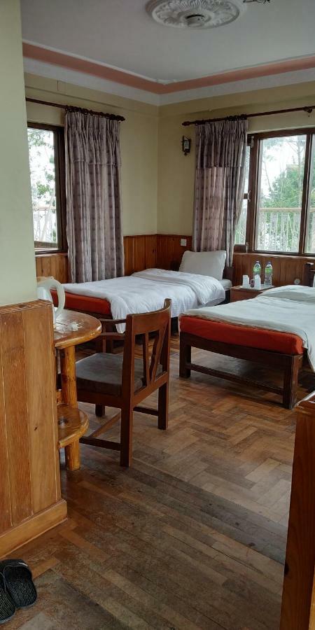 นาครโกต ซันไชน์ โฮเต็ล Hotel Baluwapati Deupur ภายนอก รูปภาพ