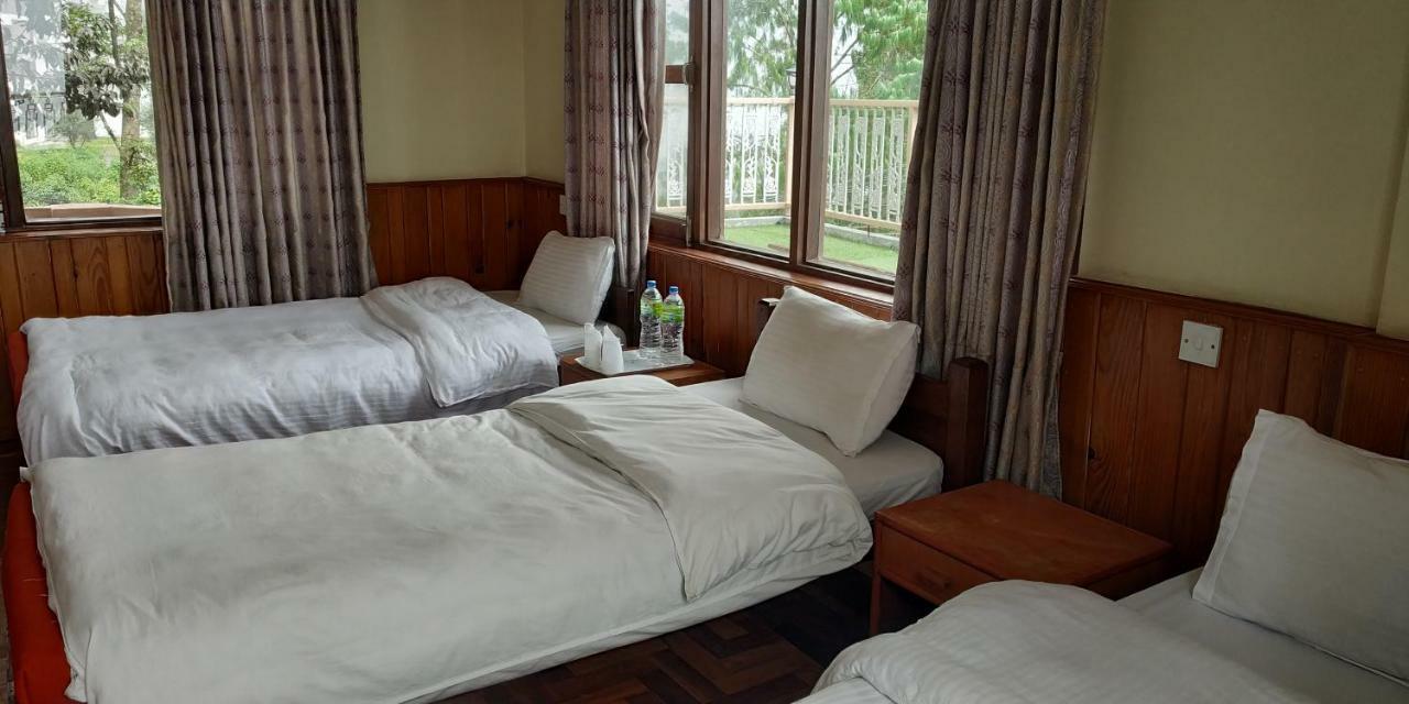 นาครโกต ซันไชน์ โฮเต็ล Hotel Baluwapati Deupur ภายนอก รูปภาพ