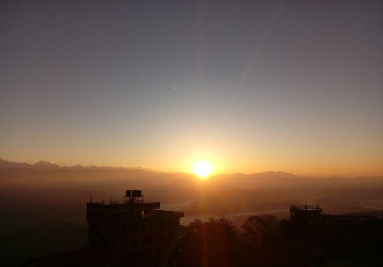 นาครโกต ซันไชน์ โฮเต็ล Hotel Baluwapati Deupur ภายนอก รูปภาพ