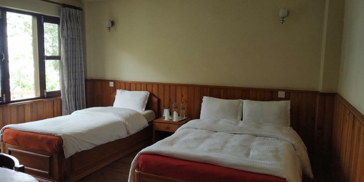 นาครโกต ซันไชน์ โฮเต็ล Hotel Baluwapati Deupur ภายนอก รูปภาพ