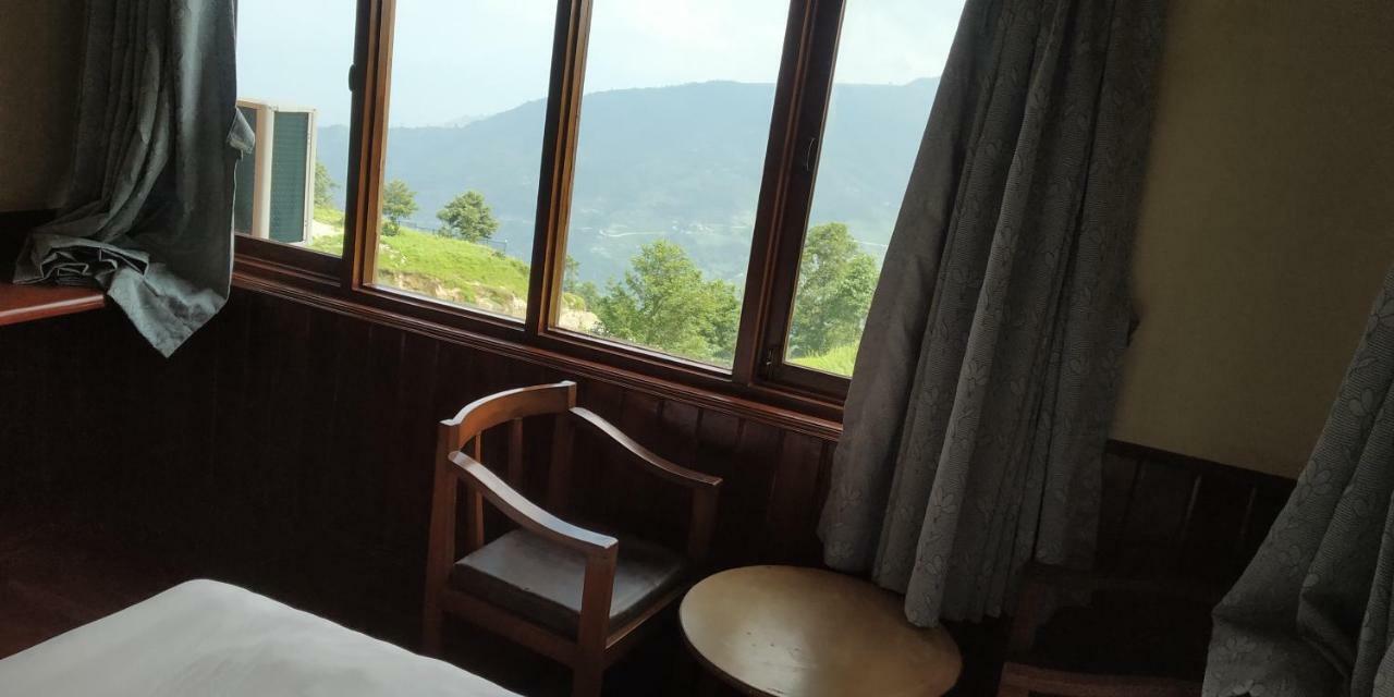 นาครโกต ซันไชน์ โฮเต็ล Hotel Baluwapati Deupur ภายนอก รูปภาพ