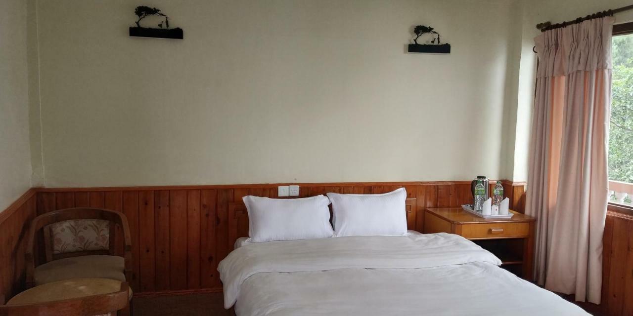 นาครโกต ซันไชน์ โฮเต็ล Hotel Baluwapati Deupur ภายนอก รูปภาพ