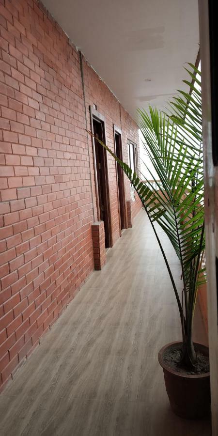 นาครโกต ซันไชน์ โฮเต็ล Hotel Baluwapati Deupur ภายนอก รูปภาพ
