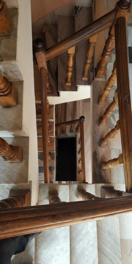 นาครโกต ซันไชน์ โฮเต็ล Hotel Baluwapati Deupur ภายนอก รูปภาพ
