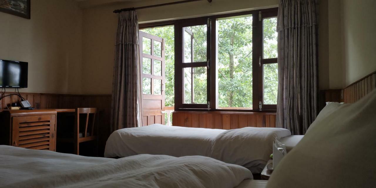 นาครโกต ซันไชน์ โฮเต็ล Hotel Baluwapati Deupur ภายนอก รูปภาพ