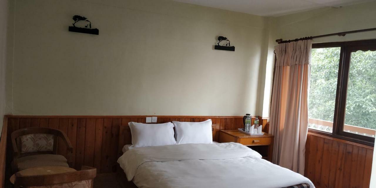 นาครโกต ซันไชน์ โฮเต็ล Hotel Baluwapati Deupur ภายนอก รูปภาพ