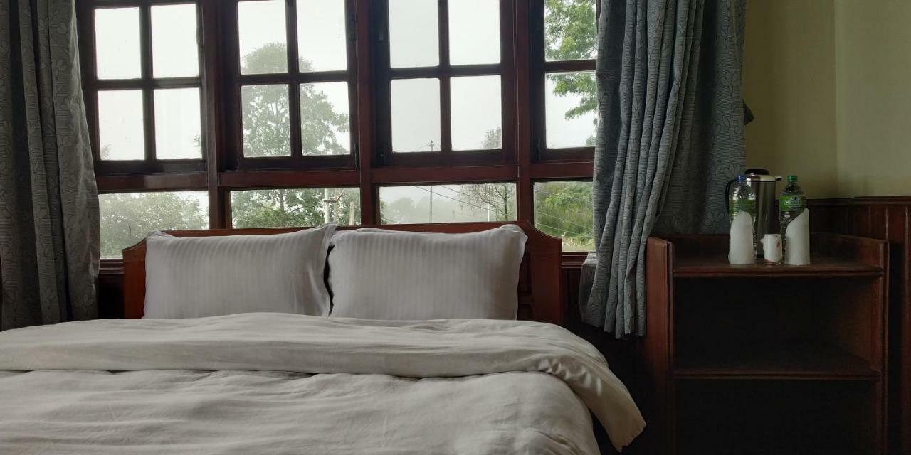 นาครโกต ซันไชน์ โฮเต็ล Hotel Baluwapati Deupur ภายนอก รูปภาพ